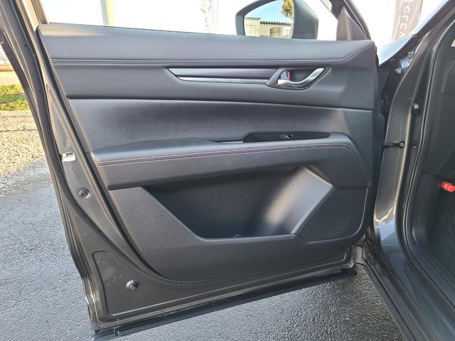 ＣＸ－５ ＸＤ　ブラックトーンエディション　ワンオーナー　４ＷＤ　ディーゼルターボ　純正エンジンスターター　夏冬タイヤ　前後ドラレコ　ＥＴＣ　パノラミックビュー　Ｆシートヒーター　レーダークルーズコントロール　純正ナビ　ＴＶ　Ｂｌｕｅｔｏｏｔｈ（73枚目）