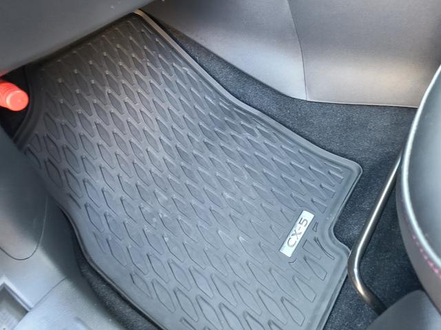 ＣＸ－５ ＸＤ　ブラックトーンエディション　ワンオーナー　４ＷＤ　ディーゼルターボ　純正エンジンスターター　夏冬タイヤ　前後ドラレコ　ＥＴＣ　パノラミックビュー　Ｆシートヒーター　レーダークルーズコントロール　純正ナビ　ＴＶ　Ｂｌｕｅｔｏｏｔｈ（75枚目）