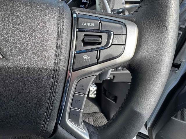 デリカＤ：５ シャモニーステップデッキ　４ＷＤ　ＥＴＣ　バックカメラ　ナビ　ＴＶ　オートクルーズコントロール　レーンアシスト　衝突被害軽減システム　両側電動スライドドア　オートライト　ＬＥＤヘッドランプ　電動リアゲート　スマートキー（12枚目）