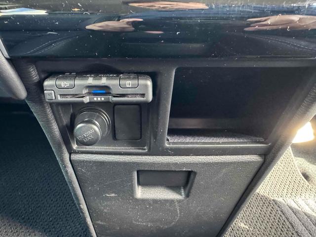 デリカＤ：５ シャモニーステップデッキ　４ＷＤ　ＥＴＣ　バックカメラ　ナビ　ＴＶ　オートクルーズコントロール　レーンアシスト　衝突被害軽減システム　両側電動スライドドア　オートライト　ＬＥＤヘッドランプ　電動リアゲート　スマートキー（21枚目）