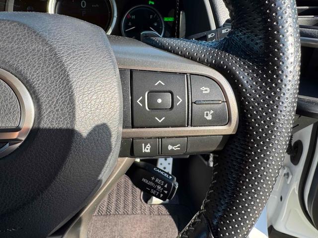 ＲＸ ＲＸ４５０ｈ　Ｆスポーツ　４ＷＤ　ドライブレコーダー　全周囲カメラ　クリアランスソナー　オートクルーズコントロール　レーンアシスト　パワーシート　衝突被害軽減システム　ナビ　ＴＶ　オートマチックハイビーム　ＬＥＤヘッドランプ（12枚目）