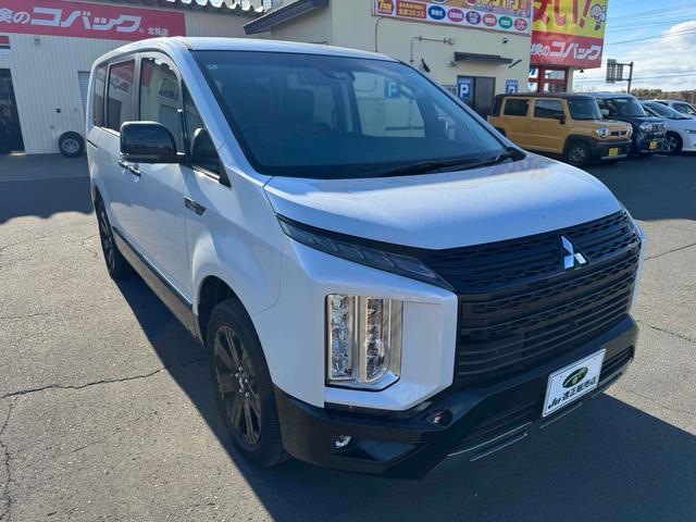 デリカＤ：５ シャモニーＸ電動サイドステップ装着車　４ＷＤ　バックカメラ　ナビ　ＴＶ　オートクルーズコントロール　レーンアシスト　衝突被害軽減システム　両側電動スライドドア　オートライト　ＬＥＤヘッドランプ　電動リアゲート　電動サイドステップ（3枚目）