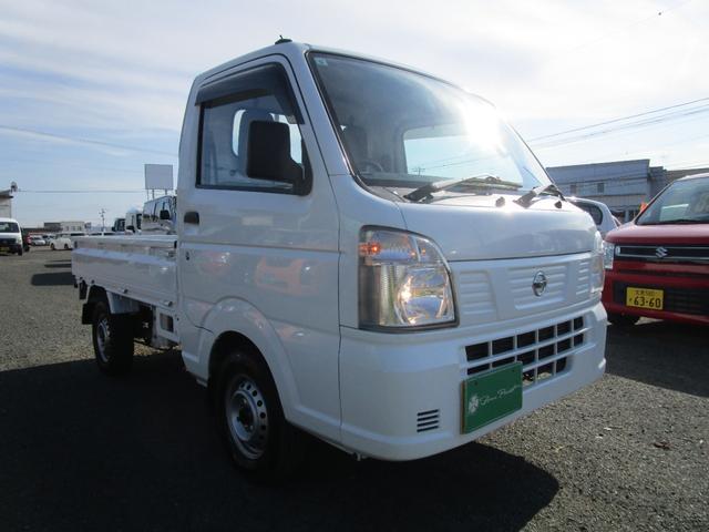 NT100クリッパートラック DX 4WD パワステ エアコン サイドバイザー ABS Wエアバック(3枚目)