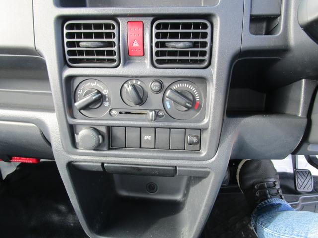 キャリイトラック KCエアコン・パワステ 切り替え4WD ABS Wエアバック サイドバイザー アオリガード(17枚目)