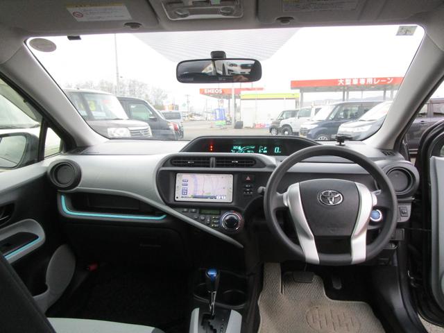 アクア S SDナビ&ワンセグTV DVD&CD Bluetooth スマートキー Eスターター アイドリングストップ プッシュスタート ETC オートライト トラクションコントロール(12枚目)