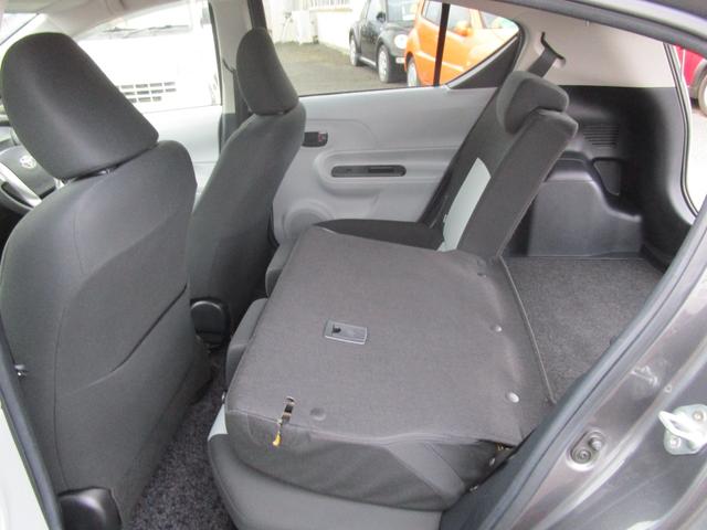 アクア S SDナビ&ワンセグTV DVD&CD Bluetooth スマートキー Eスターター アイドリングストップ プッシュスタート ETC オートライト トラクションコントロール(14枚目)