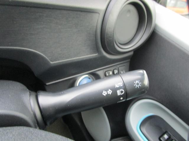 アクア S SDナビ&ワンセグTV DVD&CD Bluetooth スマートキー Eスターター アイドリングストップ プッシュスタート ETC オートライト トラクションコントロール(24枚目)