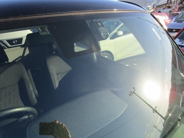 ルーミー カスタムG S 4WD 左右パワースライドドア スマートアシスト Eスターター プッシュスタート スマートキー LEDライト SDナビ DVD&CD Bluetooth バックカメラ アイドリングストップ ETC(29枚目)