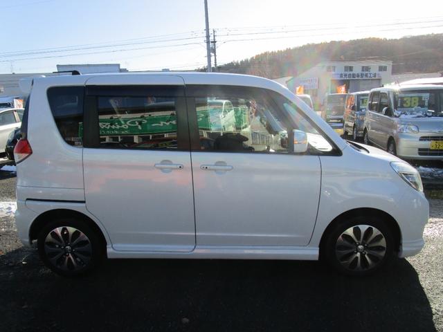 デリカD:2 S 4WD 左右パワースライドドア 左右シートヒーター プッシュスタート スマートキー ミラーヒーター HIDライト SDナビ Bluetooth DVD&CD オートライト Eスターター(4枚目)