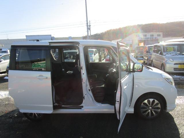 デリカD:2 S 4WD 左右パワースライドドア 左右シートヒーター プッシュスタート スマートキー ミラーヒーター HIDライト SDナビ Bluetooth DVD&CD オートライト Eスターター(5枚目)