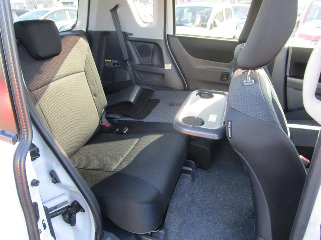 デリカD:2 S 4WD 左右パワースライドドア 左右シートヒーター プッシュスタート スマートキー ミラーヒーター HIDライト SDナビ Bluetooth DVD&CD オートライト Eスターター(16枚目)