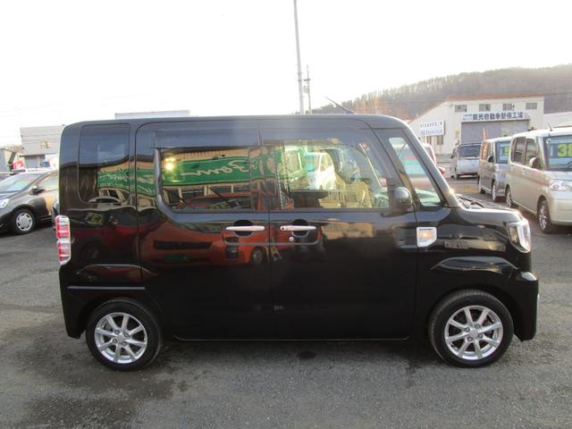 ウェイク Ｘ　ＳＡ　左パワースライドドア　Ｅスターター　シートヒーター　ＳＤナビ＆ワンセグＴＶ　ＤＶＤ＆ＣＤ　オートライト　ＨＩＤライト　プッシュスタート　スマートキー　ＥＴＣ　トラクションコントロール（4枚目）