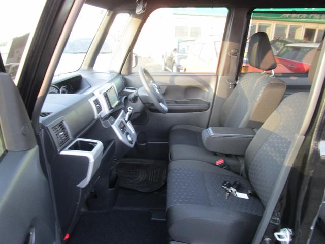 ウェイク Ｘ　ＳＡ　左パワースライドドア　Ｅスターター　シートヒーター　ＳＤナビ＆ワンセグＴＶ　ＤＶＤ＆ＣＤ　オートライト　ＨＩＤライト　プッシュスタート　スマートキー　ＥＴＣ　トラクションコントロール（13枚目）