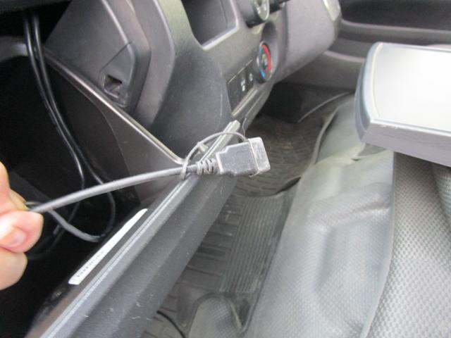 ハイエースバン ロングＤＸ　２．８Ｌディーゼルターボ　９人乗り　プリクラッシュセーフティ　ＳＤナビ＆フルセグＴＶ　ＤＶＤ＆ＣＤ　Ｂｌｕｅｔｏｏｔｈ　バックカメラ　オートライト　リヤヒーター　オートライト　キーレス（23枚目）