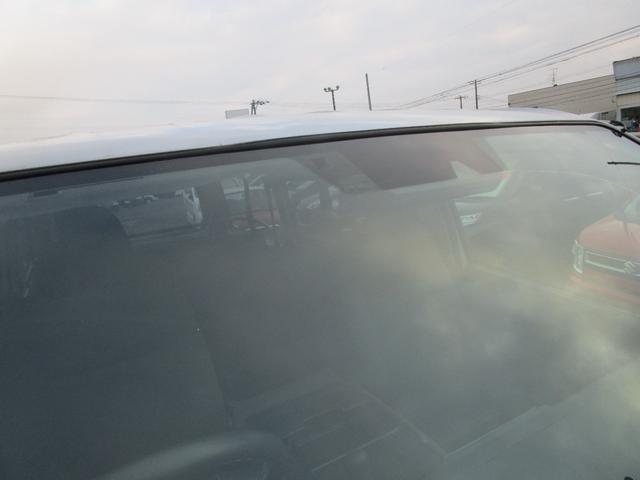 ハイエースバン ロングＤＸ　２．８Ｌディーゼルターボ　９人乗り　プリクラッシュセーフティ　ＳＤナビ＆フルセグＴＶ　ＤＶＤ＆ＣＤ　Ｂｌｕｅｔｏｏｔｈ　バックカメラ　オートライト　リヤヒーター　オートライト　キーレス（34枚目）