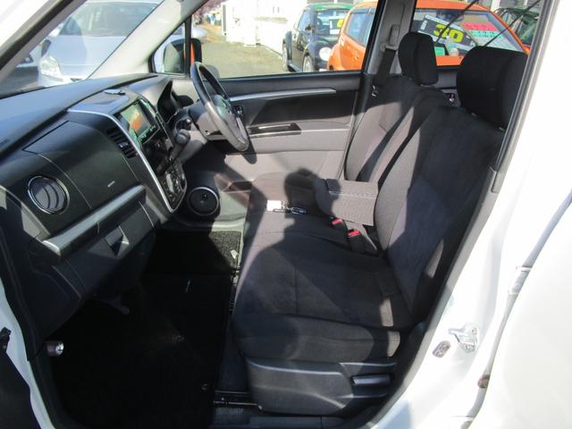 ワゴンＲスティングレー リミテッドＩＩ　４ＷＤ　ＳＤナビ＆フルセグＴＶ　バックカメラ　Ｂｌｕｅｔｏｏｔｈ　プッシュスタート　スマートキー　Ｅスターター　シートヒーター　ミラーヒーター　ＨＩＤライト　オートライト（13枚目）