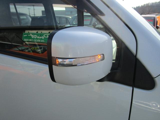 ワゴンＲスティングレー リミテッドＩＩ　４ＷＤ　ＳＤナビ＆フルセグＴＶ　バックカメラ　Ｂｌｕｅｔｏｏｔｈ　プッシュスタート　スマートキー　Ｅスターター　シートヒーター　ミラーヒーター　ＨＩＤライト　オートライト（30枚目）