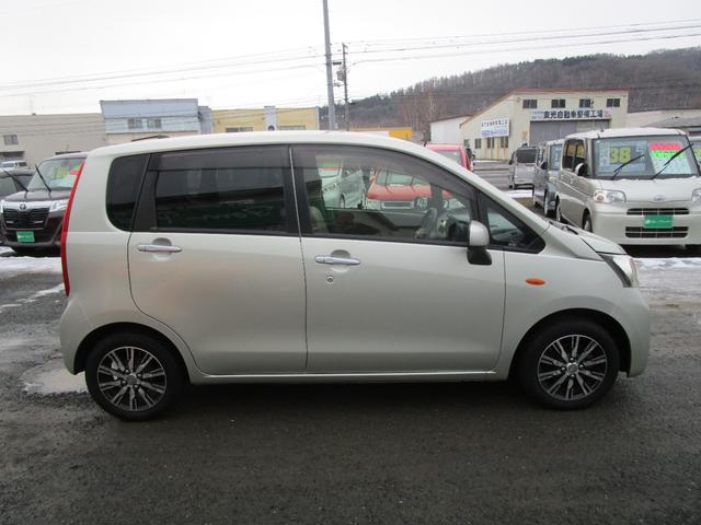 ムーヴ L 4WD アイドリングストップ CDチューナー USB AUX キーレス ABS オート格納機能付きミラー サイドバイザー プライバシーガラス(4枚目)