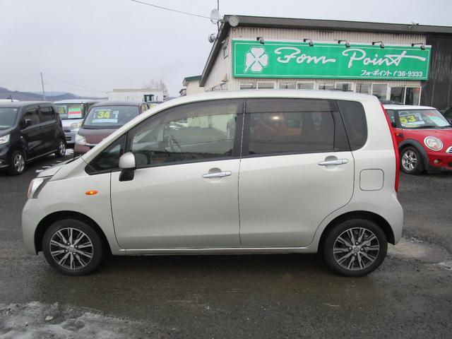 ムーヴ L 4WD アイドリングストップ CDチューナー USB AUX キーレス ABS オート格納機能付きミラー サイドバイザー プライバシーガラス(6枚目)