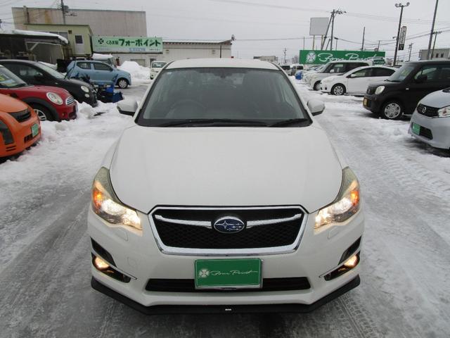インプレッサスポーツ ２．０ｉ－Ｓアイサイト　４ＷＤ　ＳＤナビ＆フルセグＴＶ　バックカメラ　ＤＶＤ＆ＣＤ　Ｂｌｕｅｔｏｏｔｈ　オートライト　パドルシフト　オートクルーズ　ＥＴＣ　アイドリングストップ（2枚目）