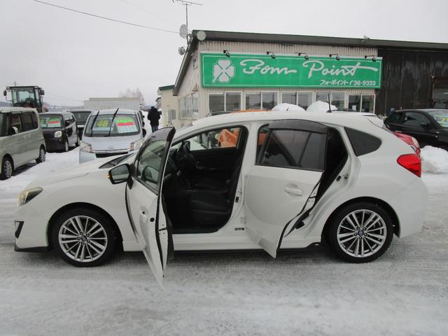 インプレッサスポーツ ２．０ｉ－Ｓアイサイト　４ＷＤ　ＳＤナビ＆フルセグＴＶ　バックカメラ　ＤＶＤ＆ＣＤ　Ｂｌｕｅｔｏｏｔｈ　オートライト　パドルシフト　オートクルーズ　ＥＴＣ　アイドリングストップ（7枚目）