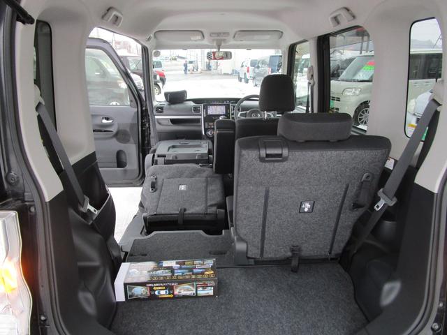 タント カスタムＸ　ＳＡ　４ＷＤ　スマートアシスト　ＬＥＤライト　ＳＤナビ　フルセグＴＶ　ＤＶＤ＆ＣＤ　パワースライドドア　スマートキー　プッシュスタート　トラクションコントロール　アイドリングストップ（17枚目）