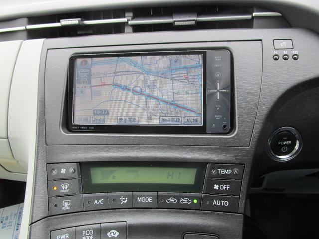 プリウス Ｓ　ＬＥＤエディション　ＳＤナビ＆フルセグＴＶ　ＤＶＤ＆ＣＤ　オートライト　バックカメラ　プッシュスタート　スマートキー　ＥＴＣ　サイドカーテンエアバック　サイドエアバック（18枚目）