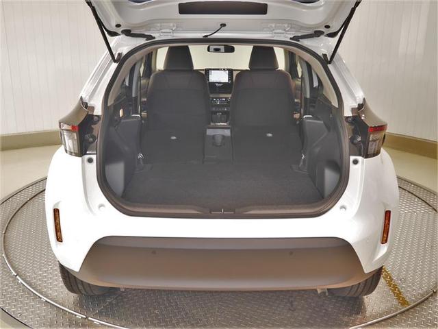 ヤリスクロス Z ワンオーナー 寒冷地 VSC オートエアコン バックガイドモニター 盗難防止装置 メモリーナビ AWD ミュージックプレイヤー接続可 キーレス アルミホイール LEDヘッドランプ エアバッグ ABS(9枚目)