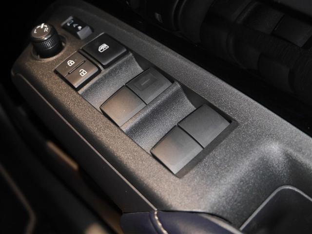 アクア Z クルコン ドライブレコーダー フルセグ Bカメ 横滑り防止装置 盗難防止システム スマートキー ETC 寒冷地仕様 AC100V電源 AW ミュージックプレイヤー接続可 メモリーナビ オートエアコン(32枚目)