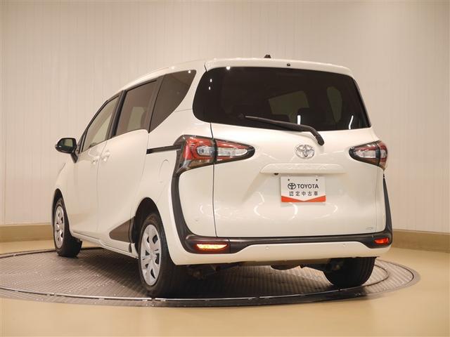 シエンタ Ｇ　衝突被害軽減　ウォークスルー　ＶＳＣ　リアカメラ　ＬＥＤライト　デュアルパワースライドドア　メディアプレイヤー接続　４ＷＤ車　キーフリーシステム　ＡＡＣ　パワーウインドウ　ＥＴＣ車載器　寒冷地　ＡＢＳ（3枚目）