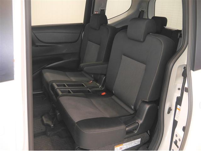 シエンタ Ｇ　衝突被害軽減　ウォークスルー　ＶＳＣ　リアカメラ　ＬＥＤライト　デュアルパワースライドドア　メディアプレイヤー接続　４ＷＤ車　キーフリーシステム　ＡＡＣ　パワーウインドウ　ＥＴＣ車載器　寒冷地　ＡＢＳ（8枚目）