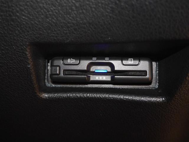 シエンタ Ｇ　衝突被害軽減　ウォークスルー　ＶＳＣ　リアカメラ　ＬＥＤライト　デュアルパワースライドドア　メディアプレイヤー接続　４ＷＤ車　キーフリーシステム　ＡＡＣ　パワーウインドウ　ＥＴＣ車載器　寒冷地　ＡＢＳ（25枚目）