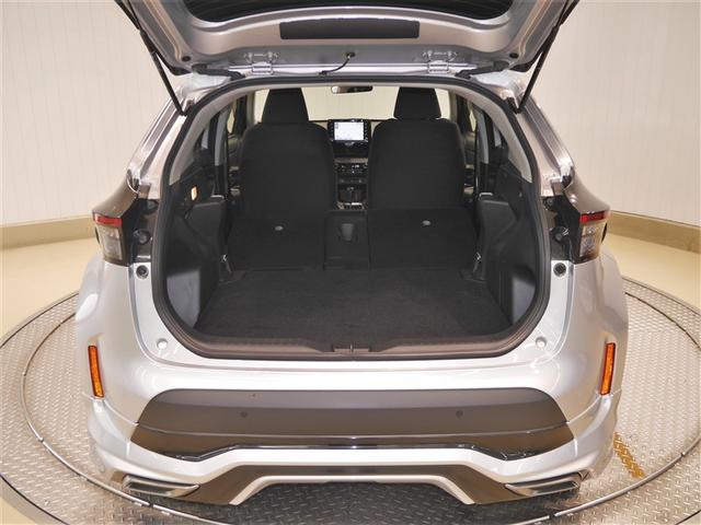 ヤリスクロス ハイブリッドＧ　ＥＳＣ　メディアプレイヤー接続　衝突軽減　ＬＥＤヘッド　寒冷地　盗難防止装置　スマートキー　キーレス　オートエアコン　オートクルーズコントロール　バックカメラ　４ＷＤ　ナビ　ＤＶＤ再生　メモリーナビ（10枚目）