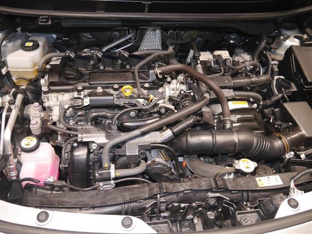 ヤリスクロス ハイブリッドＧ　ＥＳＣ　メディアプレイヤー接続　衝突軽減　ＬＥＤヘッド　寒冷地　盗難防止装置　スマートキー　キーレス　オートエアコン　オートクルーズコントロール　バックカメラ　４ＷＤ　ナビ　ＤＶＤ再生　メモリーナビ（12枚目）