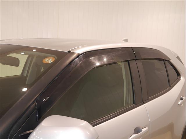 ヤリスクロス ハイブリッドＧ　ＥＳＣ　メディアプレイヤー接続　衝突軽減　ＬＥＤヘッド　寒冷地　盗難防止装置　スマートキー　キーレス　オートエアコン　オートクルーズコントロール　バックカメラ　４ＷＤ　ナビ　ＤＶＤ再生　メモリーナビ（35枚目）