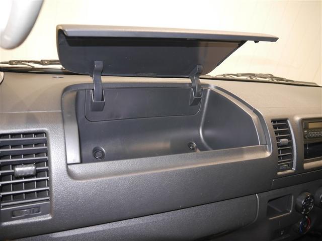 ハイエースバン ロングＤＸ　エアバック　フルタイム４ＷＤ　ベンチシート　Ｗエアコン　寒冷地　ＡＵＸ　ＥＴＣ付き　パワーウインドウ　キーレス　盗難防止装置　ＡＢＳ　パワーステアリング　３列シート　マニュアルエアコン（24枚目）