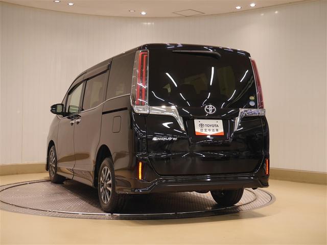 エスクァイア Ｇｉ　プレミアムパッケージ　ＬＥＤ　クルコン　ＤＶＤ再生　ドライブレコーダー　フルセグＴＶ　ＡＷ　４ＷＤ　横滑り防止　ダブルエアコン　アイドリングストップ　スマートキー　３列シート　ＥＴＣ　ナビ＆ＴＶ　メモリーナビ　キーレス（3枚目）