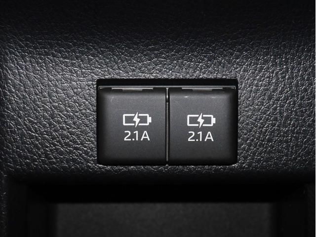 エスクァイア Ｇｉ　プレミアムパッケージ　ＬＥＤ　クルコン　ＤＶＤ再生　ドライブレコーダー　フルセグＴＶ　ＡＷ　４ＷＤ　横滑り防止　ダブルエアコン　アイドリングストップ　スマートキー　３列シート　ＥＴＣ　ナビ＆ＴＶ　メモリーナビ　キーレス（28枚目）