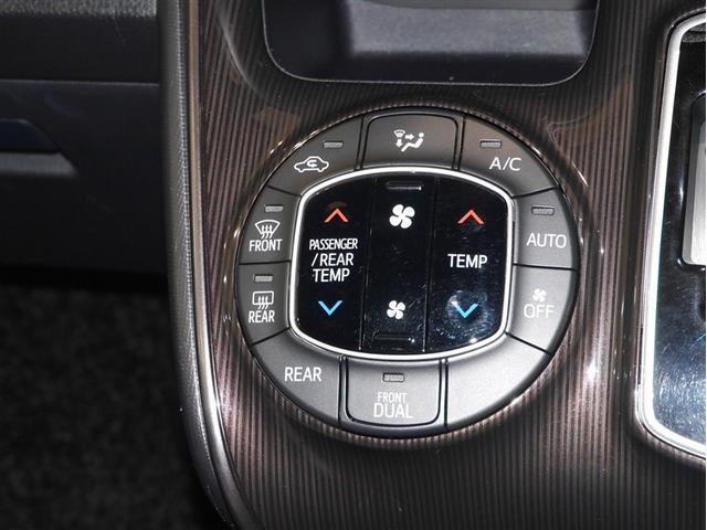 エスクァイア Ｇｉ　プレミアムパッケージ　ＬＥＤ　クルコン　ＤＶＤ再生　ドライブレコーダー　フルセグＴＶ　ＡＷ　４ＷＤ　横滑り防止　ダブルエアコン　アイドリングストップ　スマートキー　３列シート　ＥＴＣ　ナビ＆ＴＶ　メモリーナビ　キーレス（29枚目）