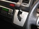 ハイエースバン ロングスーパーGL ダブルエアコン LEDヘッド 運転席エアバッグ イモビライザー オートエアコン フルタイム4WD 寒冷地仕様車 パワーステアリング スマ-トキー キーレス AC100V電源 ABS 横滑り防止システム(6枚目)
