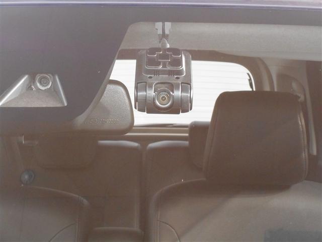 あおり運転や万が一の時味方になってくれるドライブレコーダー付きです！