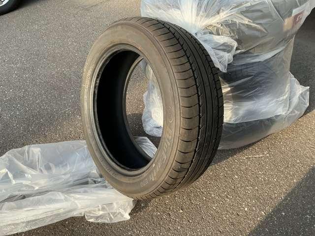 キックス １．２　Ｘ　ＦＯＵＲ　ツートーン　インテリアエディション（ｅ－ＰＯＷＥＲ）　４ＷＤ　社有車ＵＰ　９インチナビ　夏冬タイヤ　アラウンドビュ－　ＬＥＤ　インテリキー　ワンオーナー　アイドリングストップ　盗難防止システム　４ＷＤ　オートエアコン　車線逸脱警報　アルミホイール　ナビＴＶ　メモリーナビ　寒冷地仕様　踏み間違え防止（15枚目）