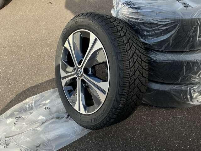 キックス １．２　Ｘ　（ｅ－ＰＯＷＥＲ）　９インチナビ　プロパイロット　夏冬タイヤ　ナビ＆ＴＶ　寒冷地仕様　ワンオ－ナ－車　追従クルコン　スマートキー　ＬＥＤヘッド　レーンアシスト　パワーステアリング　盗難防止システム　ドライブレコーダー　整備記録簿有　メモリーナビ　サイドエアバッグ（15枚目）