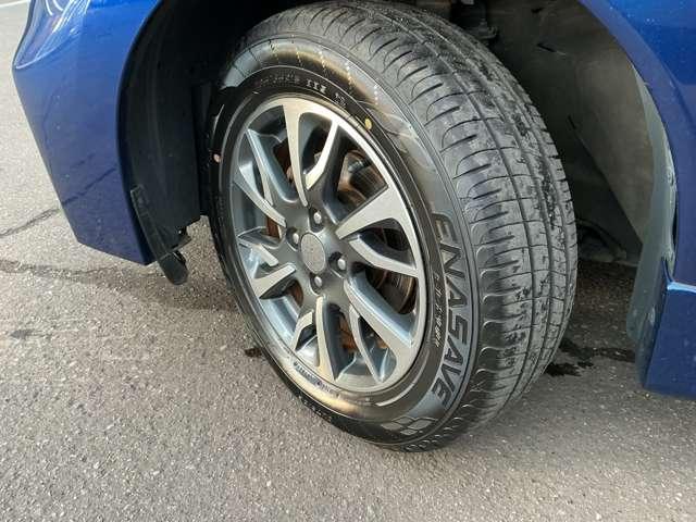 ノート １．２　ｅ－ＰＯＷＥＲ　ＡＵＴＥＣＨ　ＦＯＵＲ　４ＷＤ　ナビ　夏冬タイヤ　ＥＴＣ　インテリジェントキー　レーンキープアシスト　４ＷＤ　ＥＴＣ　ＬＥＤヘッドライト　オートエアコン　アルミホイール　メモリーナビ　盗難防止システム　ワンオーナー　ＡＢＳ　エアバッグ　寒冷地仕様（8枚目）