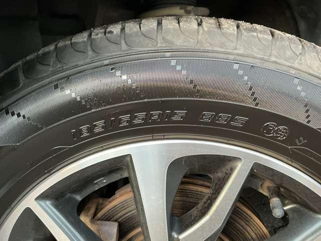 ノート １．２　ｅ－ＰＯＷＥＲ　ＡＵＴＥＣＨ　ＦＯＵＲ　４ＷＤ　ナビ　夏冬タイヤ　ＥＴＣ　インテリジェントキー　レーンキープアシスト　４ＷＤ　ＥＴＣ　ＬＥＤヘッドライト　オートエアコン　アルミホイール　メモリーナビ　盗難防止システム　ワンオーナー　ＡＢＳ　エアバッグ　寒冷地仕様（9枚目）