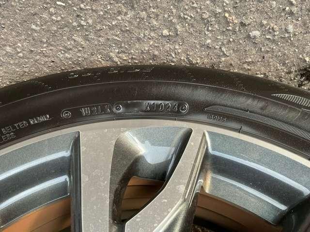 ノート １．２　ｅ－ＰＯＷＥＲ　ＡＵＴＥＣＨ　ＦＯＵＲ　４ＷＤ　ナビ　夏冬タイヤ　ＥＴＣ　インテリジェントキー　レーンキープアシスト　４ＷＤ　ＥＴＣ　ＬＥＤヘッドライト　オートエアコン　アルミホイール　メモリーナビ　盗難防止システム　ワンオーナー　ＡＢＳ　エアバッグ　寒冷地仕様（10枚目）