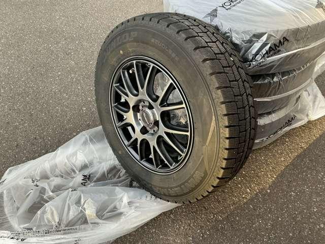 ノート １．２　ｅ－ＰＯＷＥＲ　ＡＵＴＥＣＨ　ＦＯＵＲ　４ＷＤ　ナビ　夏冬タイヤ　ＥＴＣ　インテリジェントキー　レーンキープアシスト　４ＷＤ　ＥＴＣ　ＬＥＤヘッドライト　オートエアコン　アルミホイール　メモリーナビ　盗難防止システム　ワンオーナー　ＡＢＳ　エアバッグ　寒冷地仕様（13枚目）