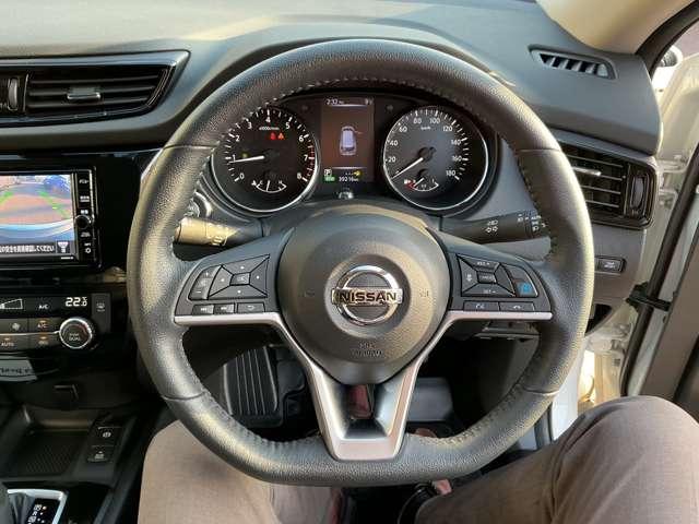 エクストレイル ２．０　２０Ｘｉ　Ｖセレクション　２列車　４ＷＤ　ナビ　プロパイロット　夏冬タイヤ　踏み間違い防止　盗難防止　全周囲モニター　オールモード４ＷＤ　ＬＥＤヘッドライト　ＬＤＰ　ｉストップ　レーダークルーズ　ＥＴＣ　１オナ　アルミ　メモリーナビ　スマートキー　バックモニター　ＡＢＳ（16枚目）