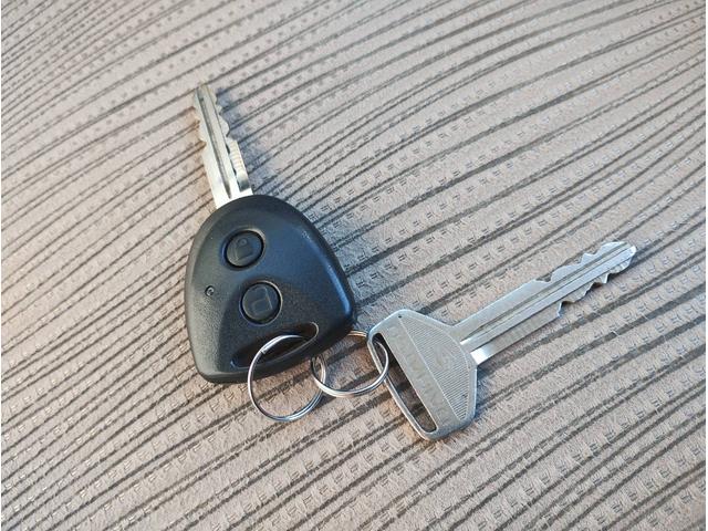 ミラ Ｘリミテッド　４ＷＤ・フル装備・ＣＶＴ・ＡＢＳ・Ｗ－ＳＲＳ・キーレス・純正フォグ・電動格納ミラー（27枚目）