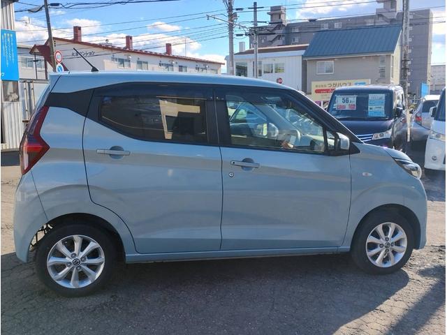 デイズ Ｘ　４ＷＤ・フル装備・ＣＶＴ・ＢＴ付純正ナビＴＶ・Ｂカメラ・キーフリー・ステアＳＷ・Ｉ－ＳＴＯＰ・ＥＭブレーキ・シートヒーター左右・純正エンスタ・冬タイヤＡＷ付（4枚目）